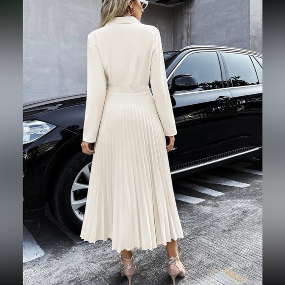 SOLD - Picture 3 of 16